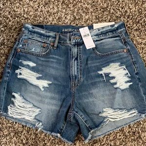 NEW American Eagle 90’s Boyfriend Shorts